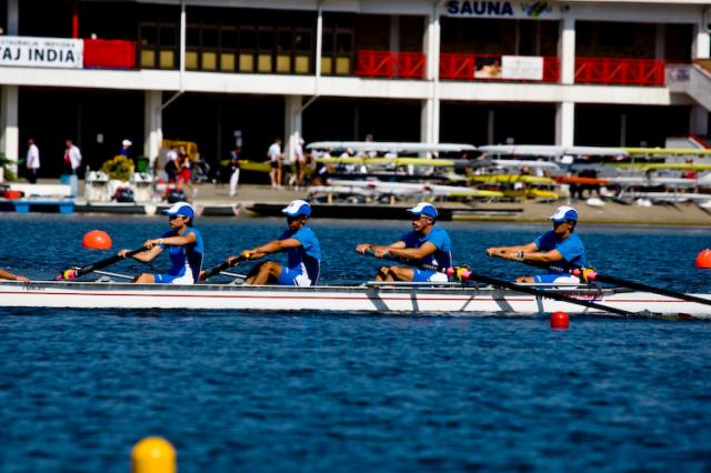 Tandem Rigging Rowing